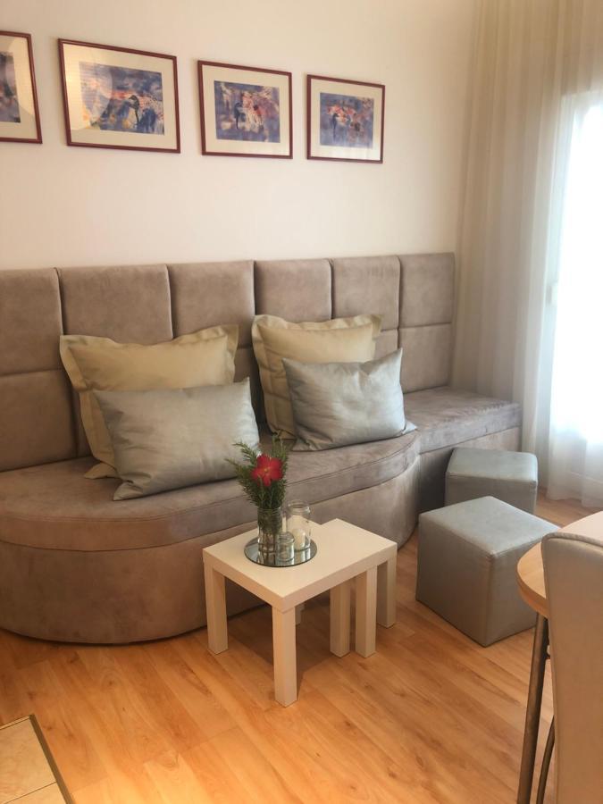 Apartment Natasa Palit Exterior foto